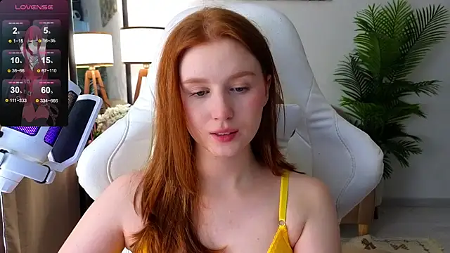 Snapshot of Meow_babe chatting on March 5, 7:16 am Meow babe online show from March 5, 7:16 am