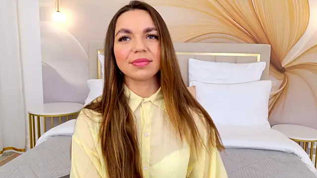 CamillaLarson online show from November 26, 3:06 am