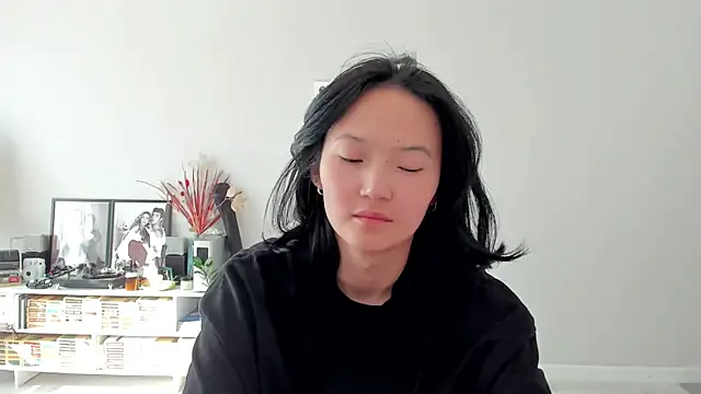 Snapshot of ailey_chao chatting on June 10, 2:46 am ailey chao online show from June 10, 2:46 am