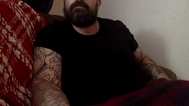 Snapshot of chubbycloudybottom chatting on October 18, 3:47 pm chubbycloudybottom online show from October 18, 3:47 pm