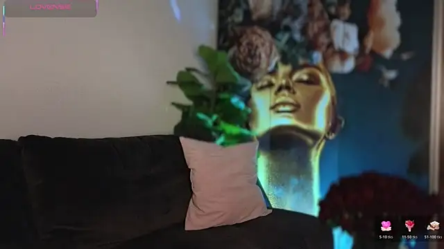 ReyaSophia online show from February 14, 9:04 pm