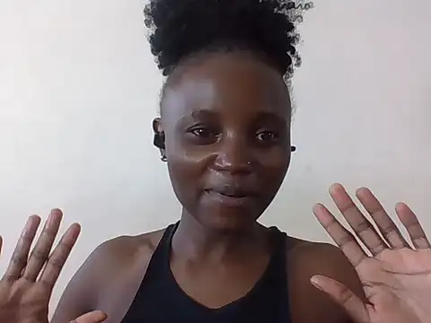 Snapshot of SexyNeedle22 chatting on June 15, 9:31 am SexyNeedle22 online show from June 15, 9:31 am
