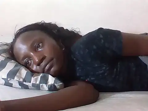 SexyNeedle22 online show from January 12, 7:48 am