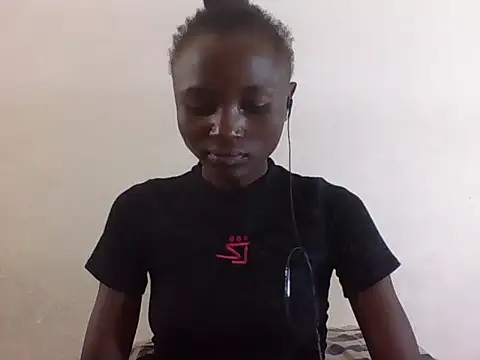 Snapshot of SexyNeedle22 chatting on February 2, 7:29 am SexyNeedle22 online show from February 2, 7:29 am