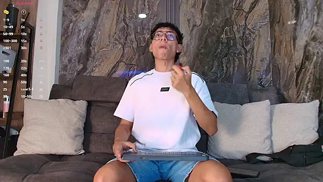 Daviid laidd online show from March 6, 10:16 pm