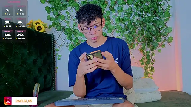 Daviid laidd online show from November 7, 9:41 pm