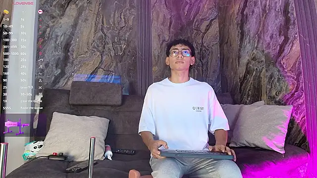 Daviid laidd online show from March 9, 7:50 pm