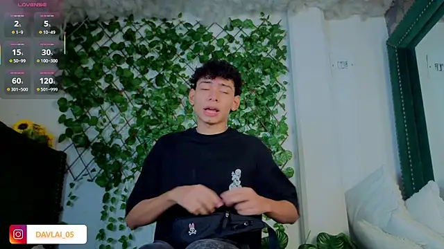 Daviid laidd online show from November 15, 8:46 pm