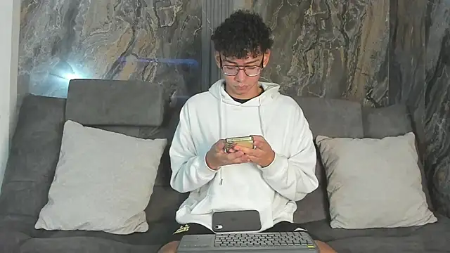 Daviid laidd online show from November 28, 7:14 pm