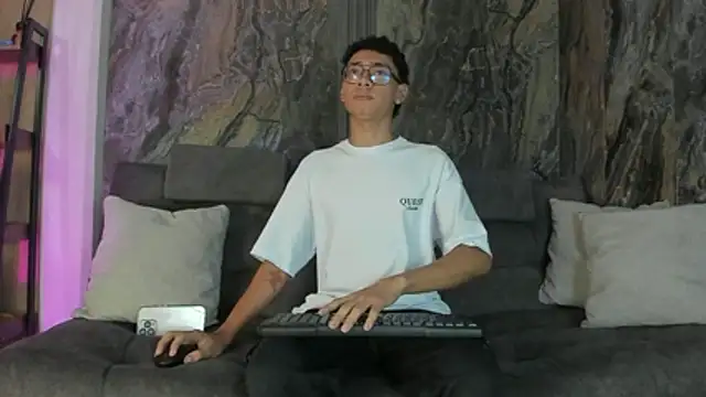 Daviid laidd online show from March 10, 8:24 pm