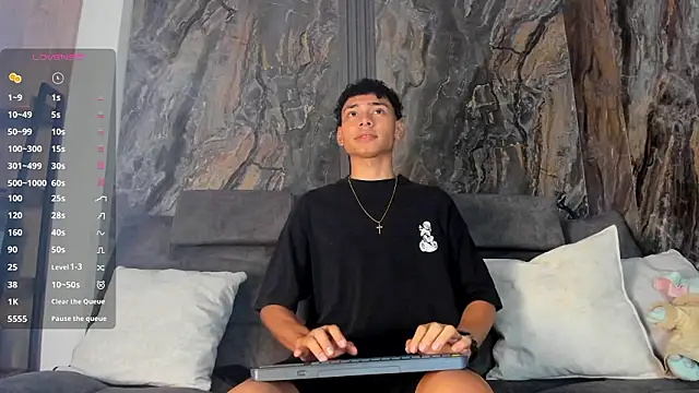 Daviid laidd online show from March 25, 7:24 pm