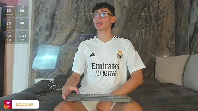 Daviid laidd online show from November 18, 8:56 pm