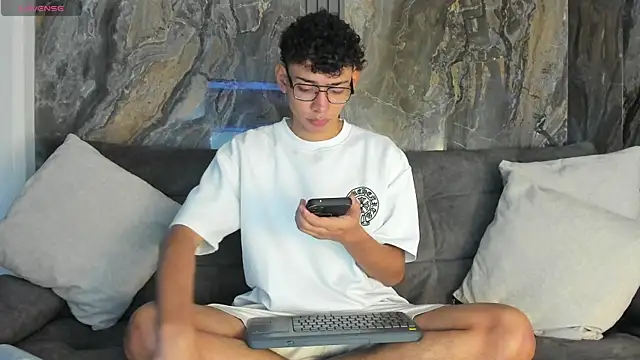 Daviid laidd online show from September 27, 8:15 pm