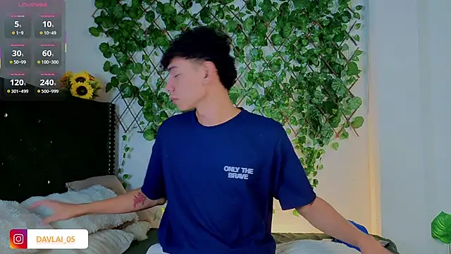 Daviid laidd online show from November 8, 8:34 pm