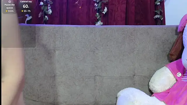 italagomez  online show from February 19, 12:29 am