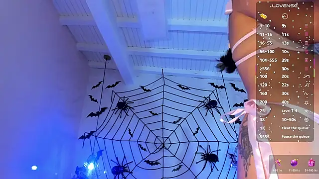 IamNayuta online show from November 1, 7:41 pm