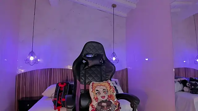 IamNayuta online show from February 2, 7:57 pm