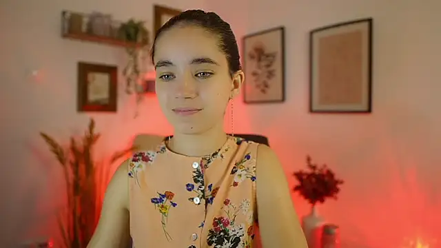 Snapshot of Gia_Paige18 chatting on September 23, 1:07 pm Gia Paige18 online show from September 23, 1:07 pm