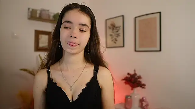 Gia Paige18 online show from February 8, 7:11 pm