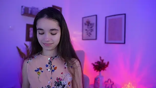 Snapshot of Gia_Paige18 chatting on November 19, 7:03 pm Gia Paige18 online show from November 19, 7:03 pm