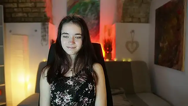 Snapshot of Gia_Paige18 chatting on February 6, 11:31 am Gia Paige18 online show from February 6, 11:31 am