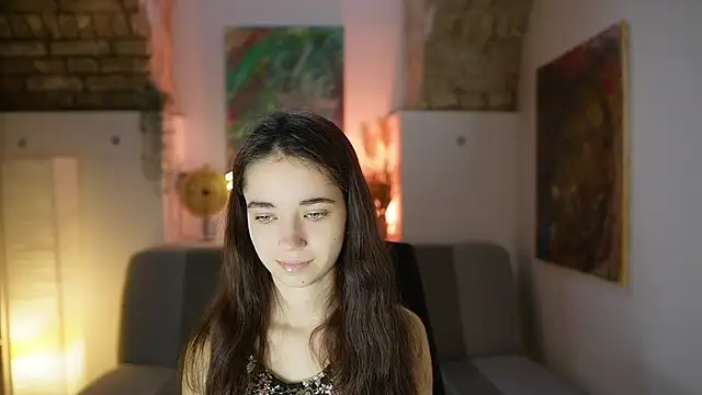 Snapshot of Gia_Paige18 chatting on March 21, 9:34 am Gia Paige18 online show from March 21, 9:34 am