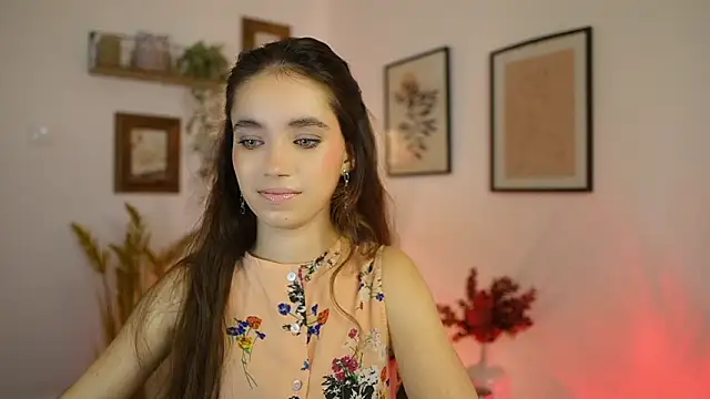 Snapshot of Gia_Paige18 chatting on October 14, 1:01 pm Gia Paige18 online show from October 14, 1:01 pm