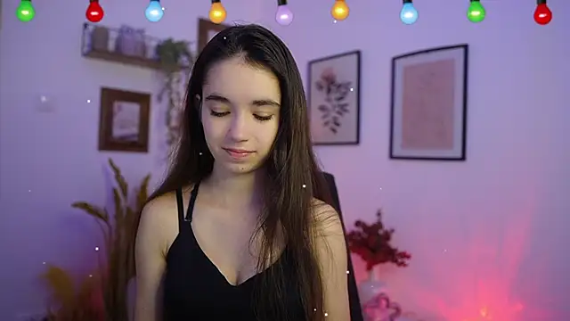 Snapshot of Gia_Paige18 chatting on December 16, 2:10 pm Gia Paige18 online show from December 16, 2:10 pm