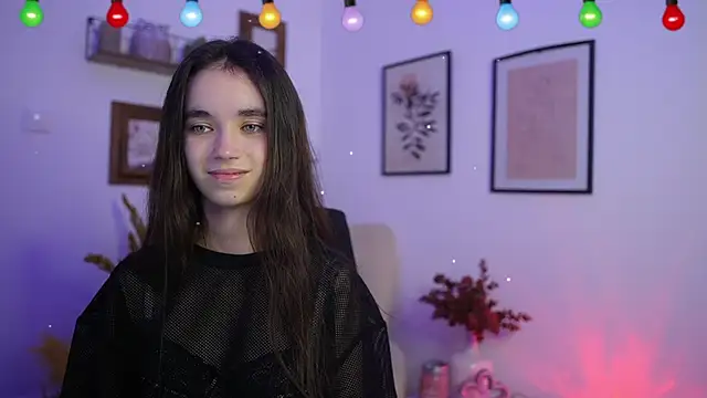 Snapshot of Gia_Paige18 chatting on December 13, 8:04 pm Gia Paige18 online show from December 13, 8:04 pm