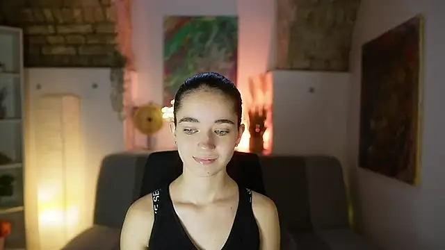 Snapshot of Gia_Paige18 chatting on March 13, 12:13 pm Gia Paige18 online show from March 13, 12:13 pm