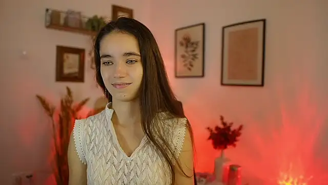 Snapshot of Gia_Paige18 chatting on September 26, 10:22 am Gia Paige18 online show from September 26, 10:22 am