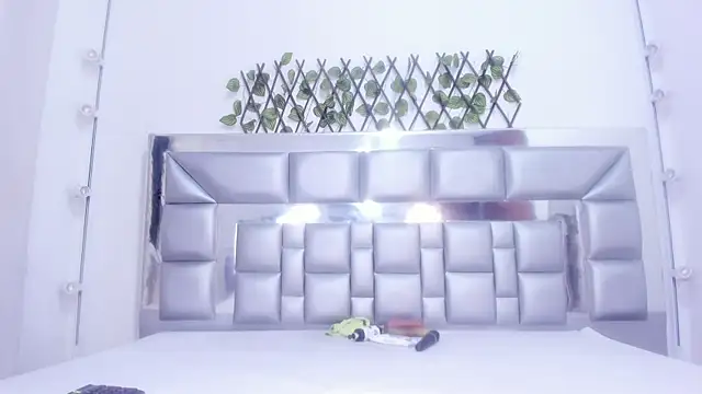 sweetebonny1 online show from February 17, 12:13 pm