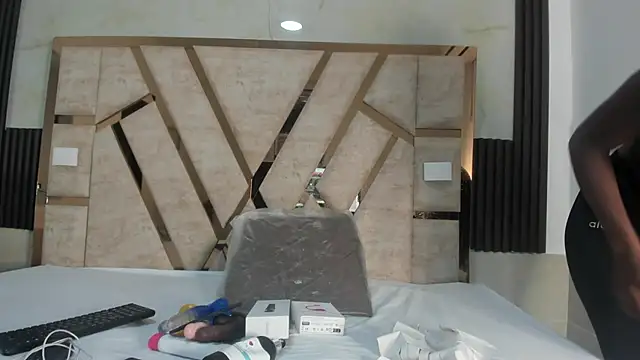 sweetebonny1 online show from December 7, 7:54 am