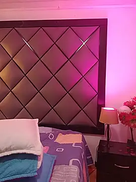 ELLA KELLY online show from May 14, 11:40 am