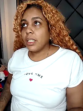 ELLA KELLY online show from April 15, 11:49 am