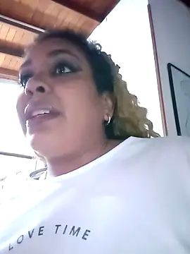 ELLA KELLY online show from March 13, 12:10 pm