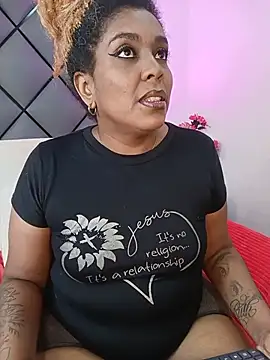 ELLA KELLY online show from June 18, 11:48 am