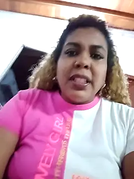 ELLA KELLY online show from March 20, 11:33 am