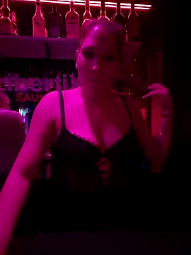 Snapshot of Chatonne69 chatting on December 17, 12:26 am Chatonne69 online show from December 17, 12:26 am