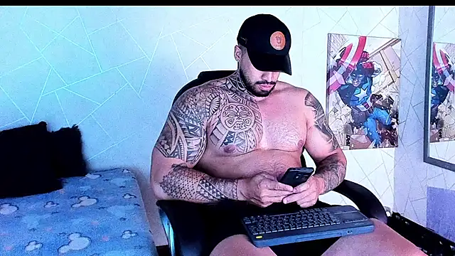 Cristian Walker online show from November 14, 11:47 am