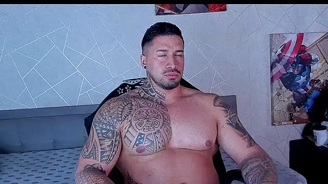 Snapshot of Cristian_Walker chatting on June 18, 12:10 pm Cristian Walker online show from June 18, 12:10 pm