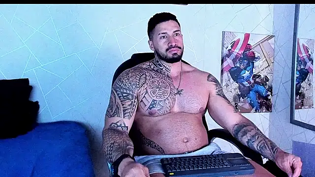 Cristian Walker online show from November 4, 11:25 am