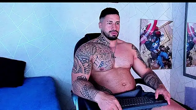 Cristian Walker online show from November 8, 12:20 pm