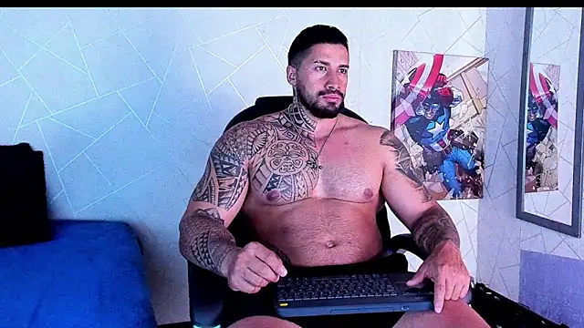 Cristian Walker online show from November 6, 11:36 am