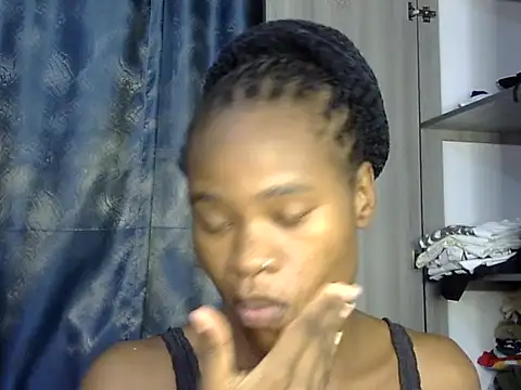 sweetblackbeauty001 online show from June 25, 8:14 pm