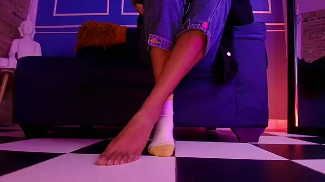 Pia mo online show from October 20, 4:40 pm