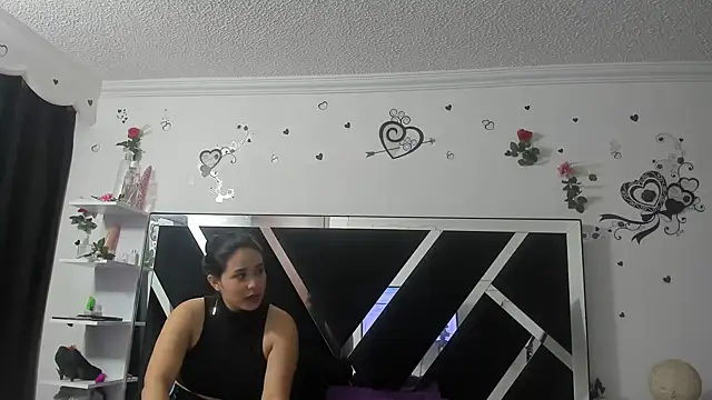 Snapshot of 1lovelygirls chatting on March 13, 12:02 pm 1lovelygirls online show from March 13, 12:02 pm