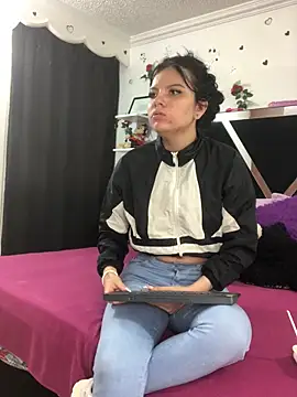 1lovelygirls online show from October 28, 12:26 pm