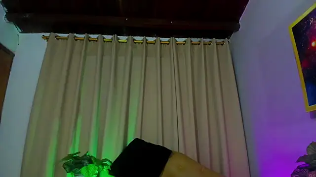 StarMilf online show from March 2, 3:41 pm