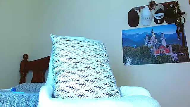 jeilerth online show from January 11, 10:11 am